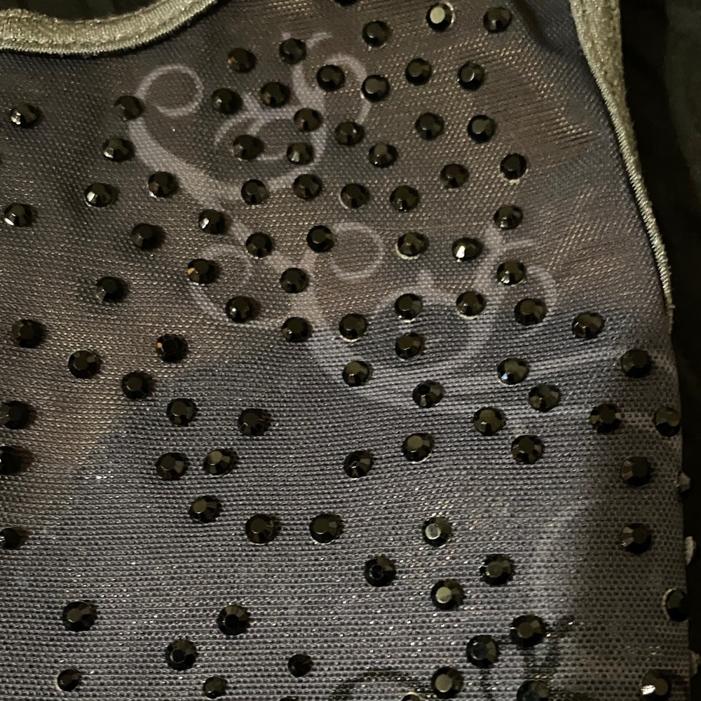 QUATRO. Girls' Metallic Gray and Black Gymnastics Leotard - Picture 7 of 8
